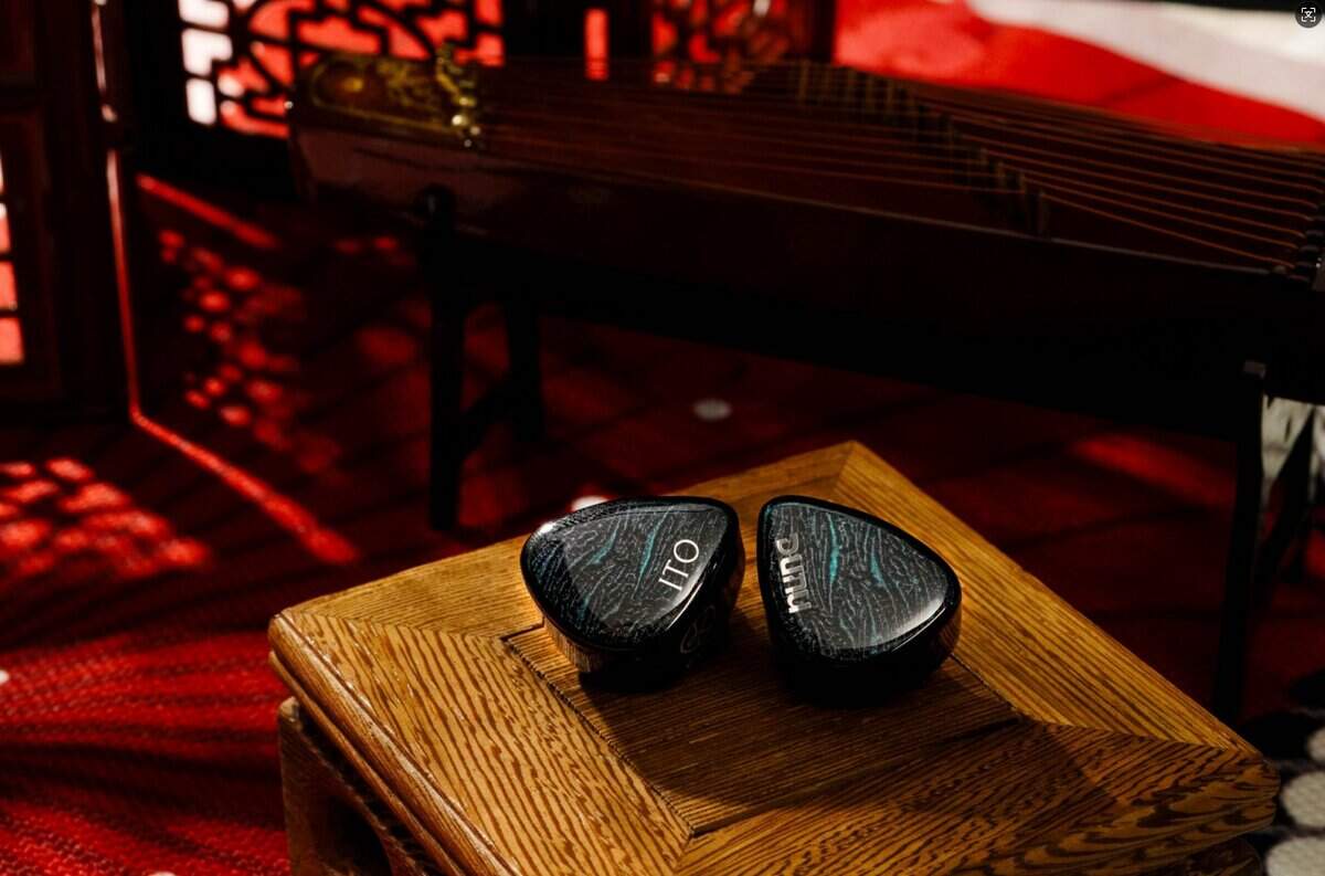 カジェログ初オリジナルイヤホン作りました！ 【 DUNU × KOTO 絃-ITO