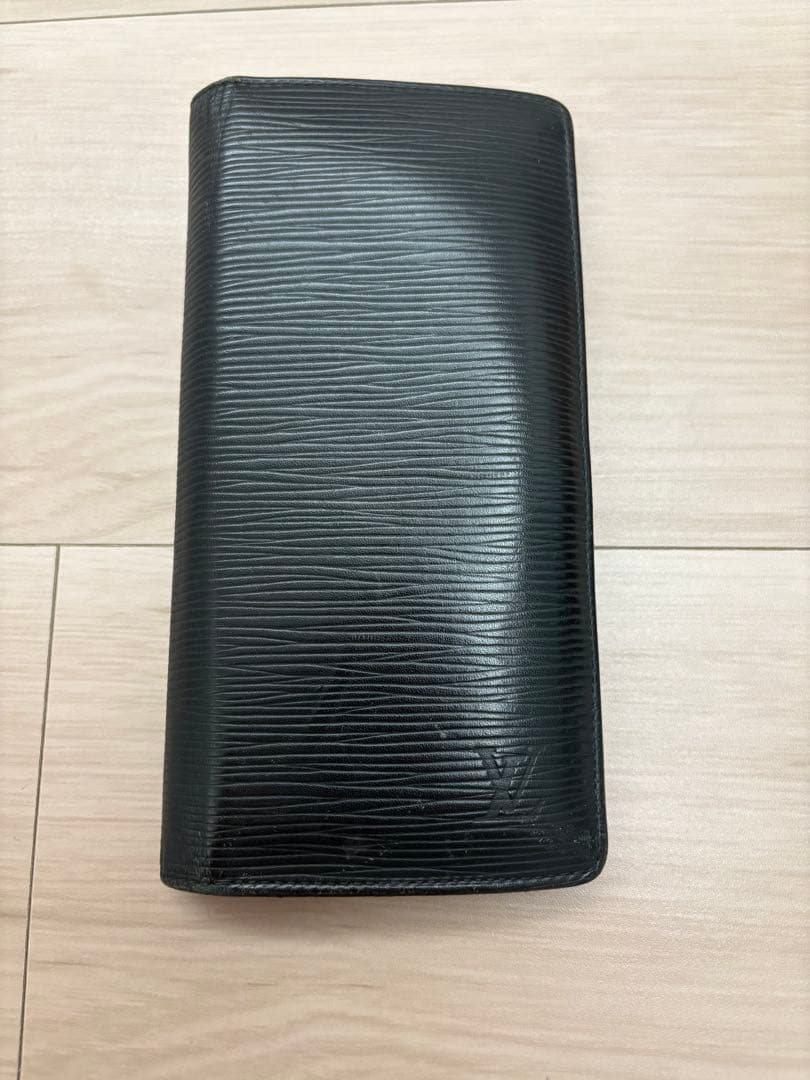 Louis Vuitton エピレザー 二つ折り長財布 ブラック 楽天市場】【財布】LOUIS VUITTON ルイ ヴィトン エピ ポルト
