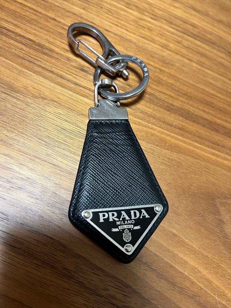 プラダ　キーリング 楽天市場】プラダ PRADA キーリング ブラック メンズ 2pp041 053 f0002