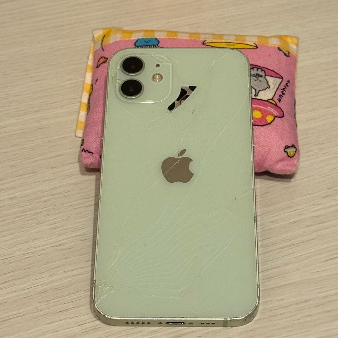 iPhone12本体　128GB グリーン Amazon.com: Apple iPhone 12, 256GB, Green - Verizon (Renewed