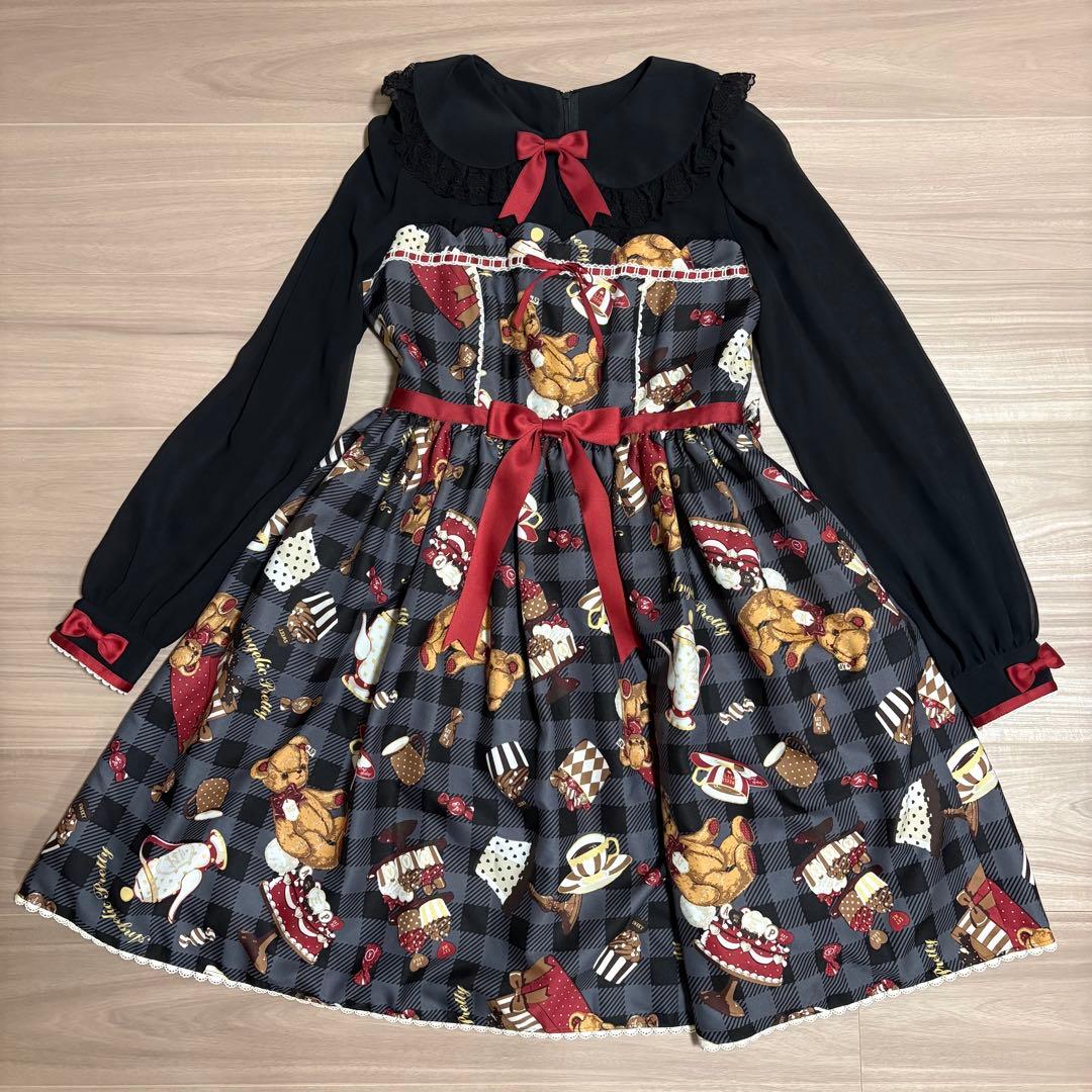 Angelic Pretty ♡ 夢見るプレゼント OP ブラック Flower Lace Frill Shirring OP by Angelic Pretty