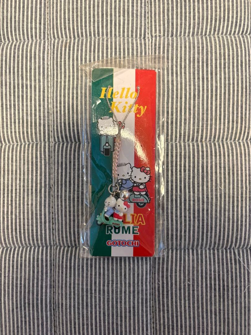 ご当地キティ　ストラップ　ローマの休日 レア 静岡限定 みかん 宮崎限定日向夏 ストラップ 根付 ご当地キティ