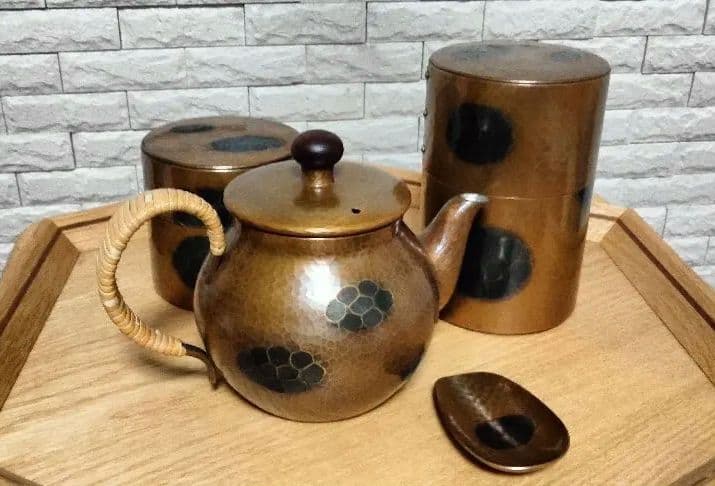 玉川堂　茶道具セット 黒模様急須 金色 2026年最新】玉川堂急須の人気アイテム - メルカリ