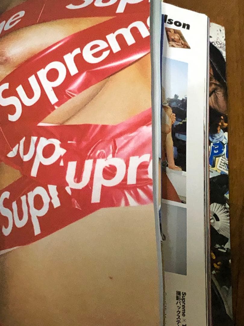 ステッカー新品！廃盤希少☆雑誌シュプリーム SUPREME BOOK - メルカリ