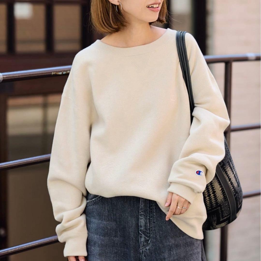 新品未使用フレームワーク　チャンピオン別注製品染めリバースウィーブ　スウェット Champion/チャンピオン 別注リバースウィーブ11.5oz ポケット