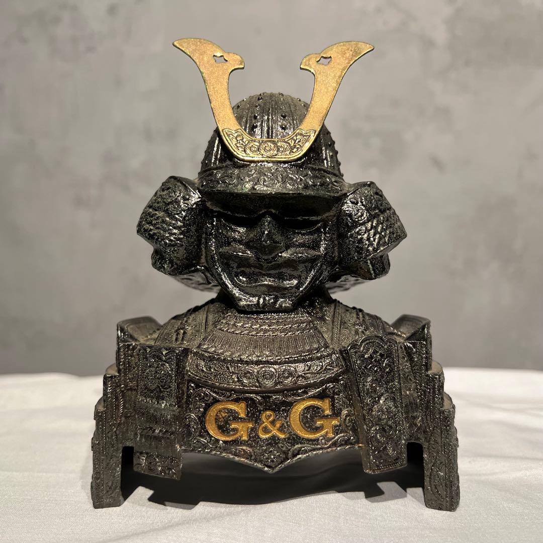 ニッカG&G　鎧　兜　ボトルカバー 昭和レトロ 戦国武将 レア ニッカウイスキー G&G兜 甲冑 鎧 戦国武将 金属製 ボトルカバー - メルカリ
